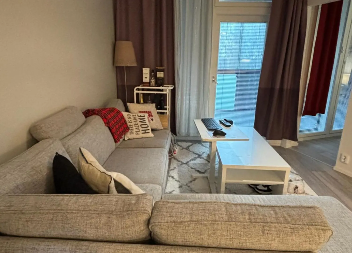 Runway Retreat Your Gateway To Convenience Vantaa